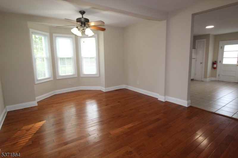 30 White Meadow Ave ##1 - Photo 4 of 36