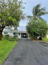 330 Ne 42nd Ct - Photo 1 of 1