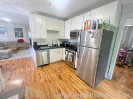 featured image of 39 Bradley St #2