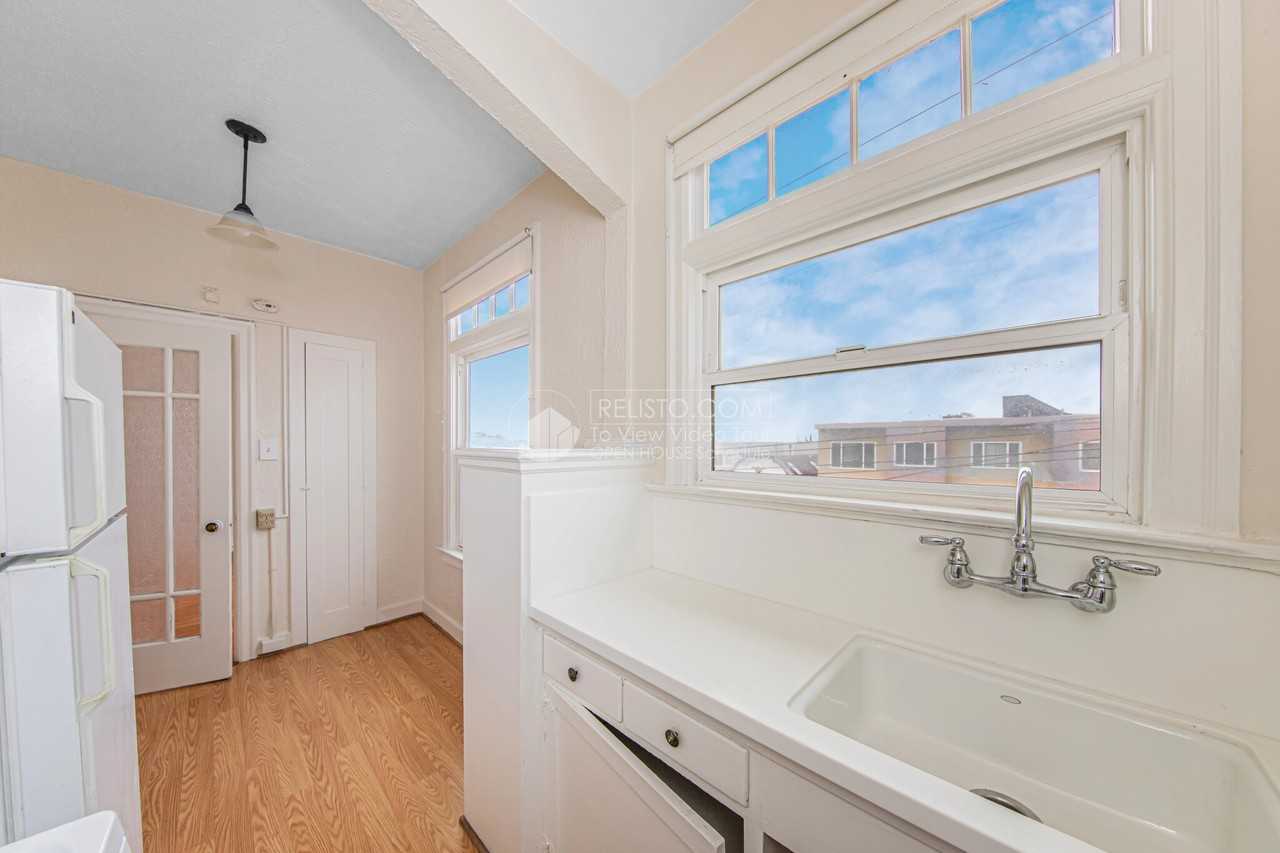 2011 Clement St #2 - Photo 7 of 12