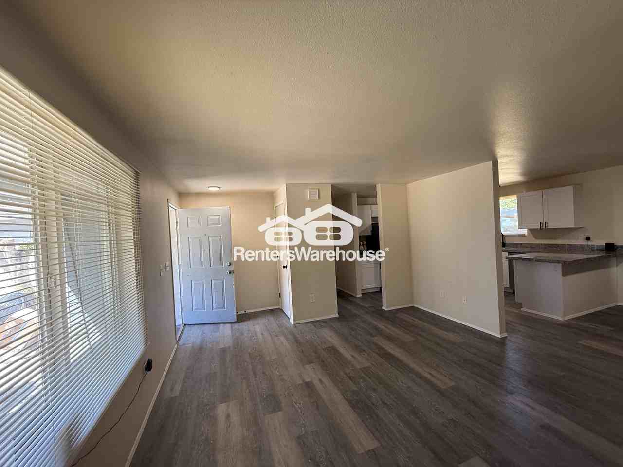 8603 Meadow Rd Sw - Photo 3 of 16