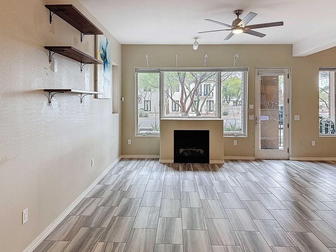 16 W Encanto Blvd - Photo 5 of 27