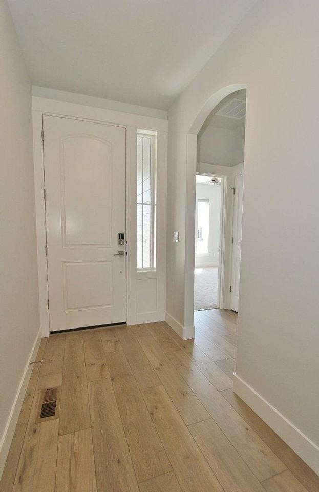 11177 S Saylis Way - Photo 2 of 27