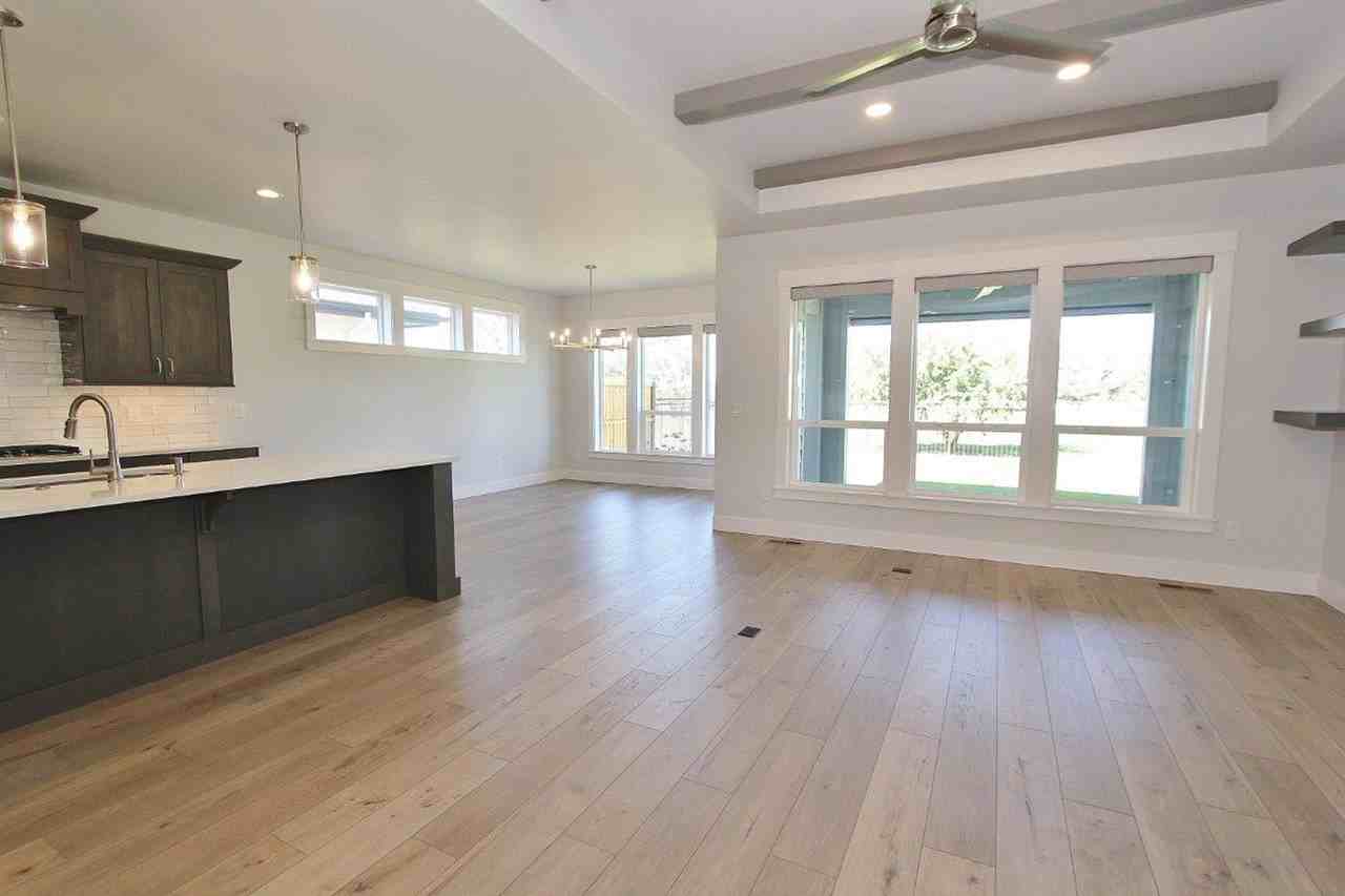 11177 S Saylis Way - Photo 6 of 27