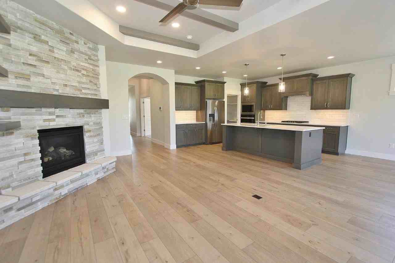 11177 S Saylis Way - Photo 7 of 27