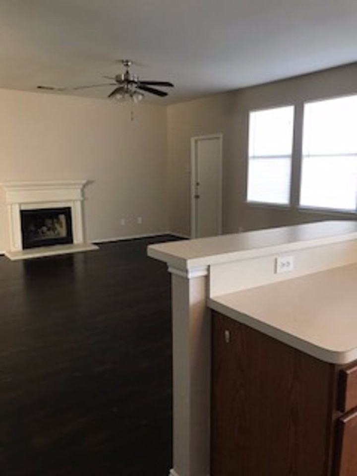 504 Ame Ln - Photo 2 of 23