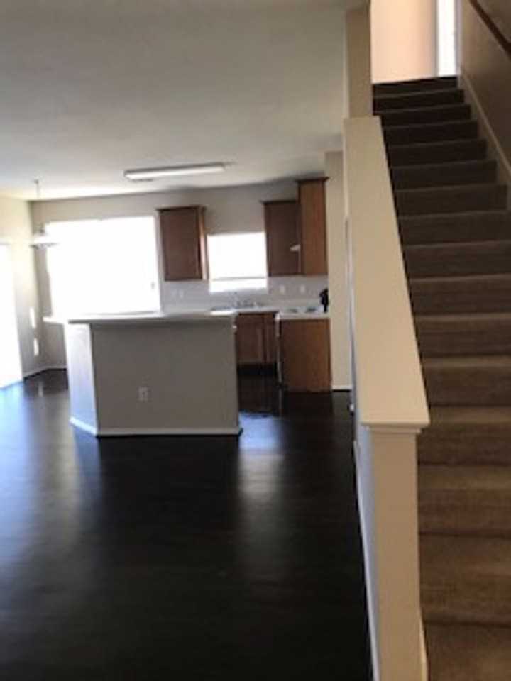 504 Ame Ln - Photo 7 of 23