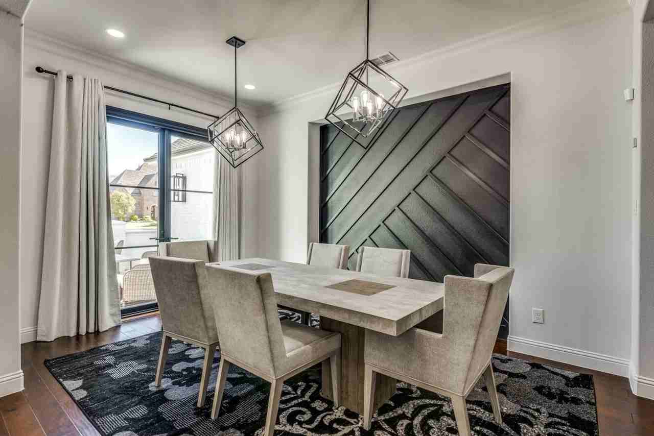 700 Almeda Drive - Photo 4 of 39