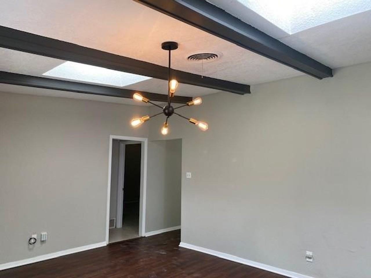 6040 Wester Avenue - Photo 4 of 13