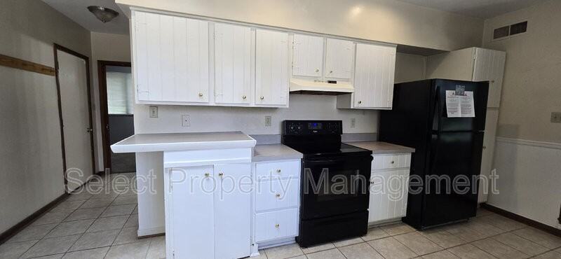 7430 W Jefferson Blvd - Photo 6 of 30