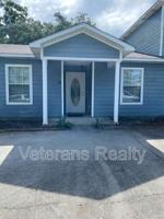 featured image of 18 Grand Lido