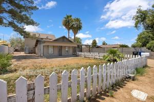 featured image of 119 W 9th Pl