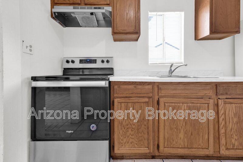 119 W 9th Pl - Photo 7 of 26