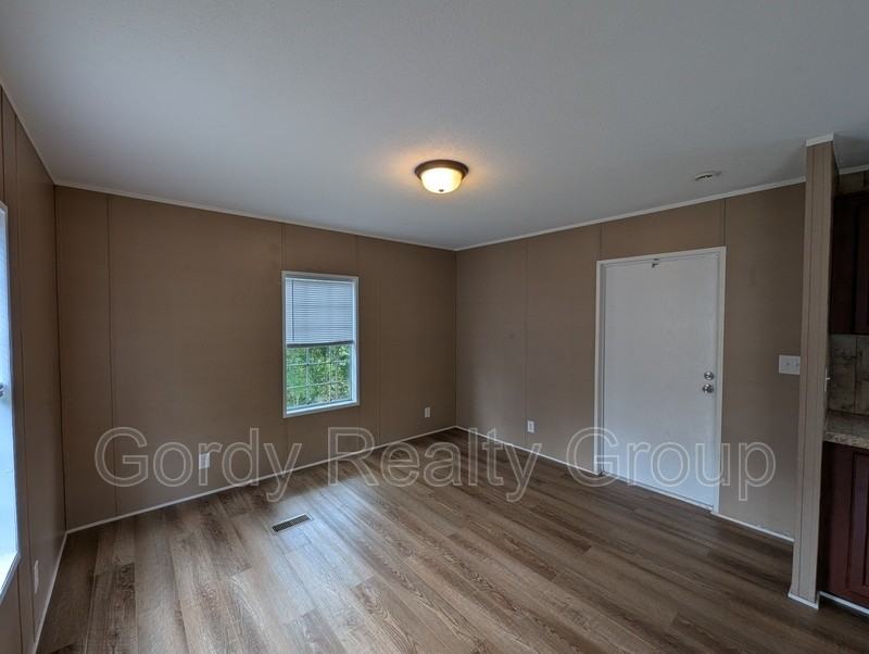 6948 Illinois St - Photo 2 of 6