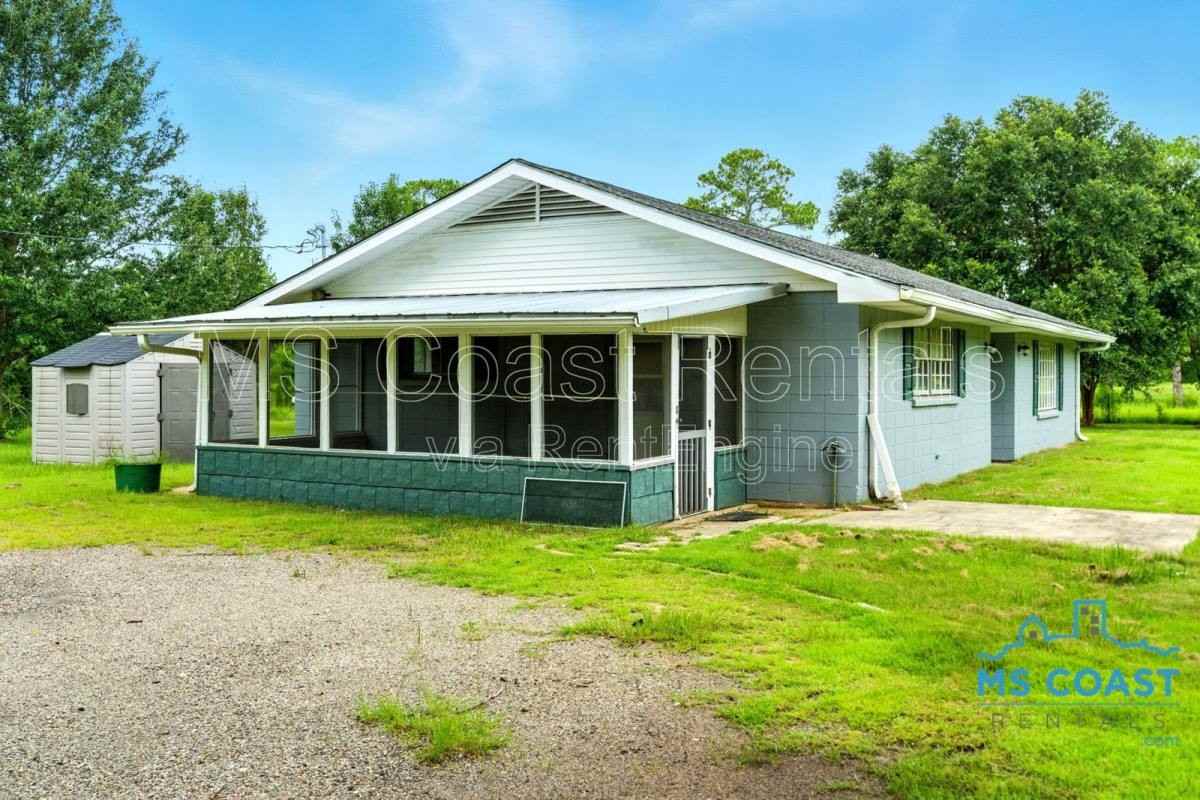 13001 Old Fort Bayou Rd - Photo 2 of 10