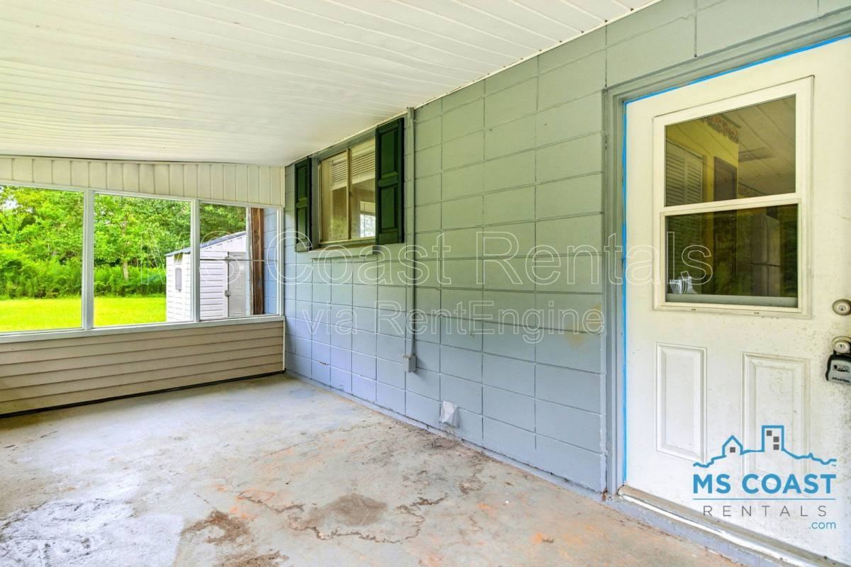 13001 Old Fort Bayou Rd - Photo 3 of 10