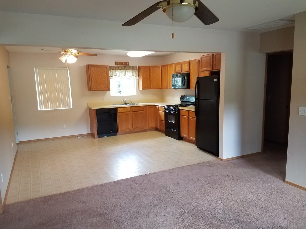 123 Ben Williams Ln - Photo 2 of 10