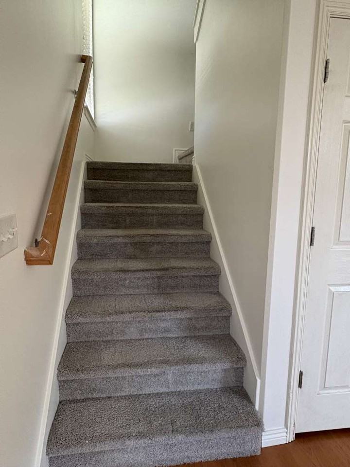 228 Hidden Creek Dr - Photo 3 of 12