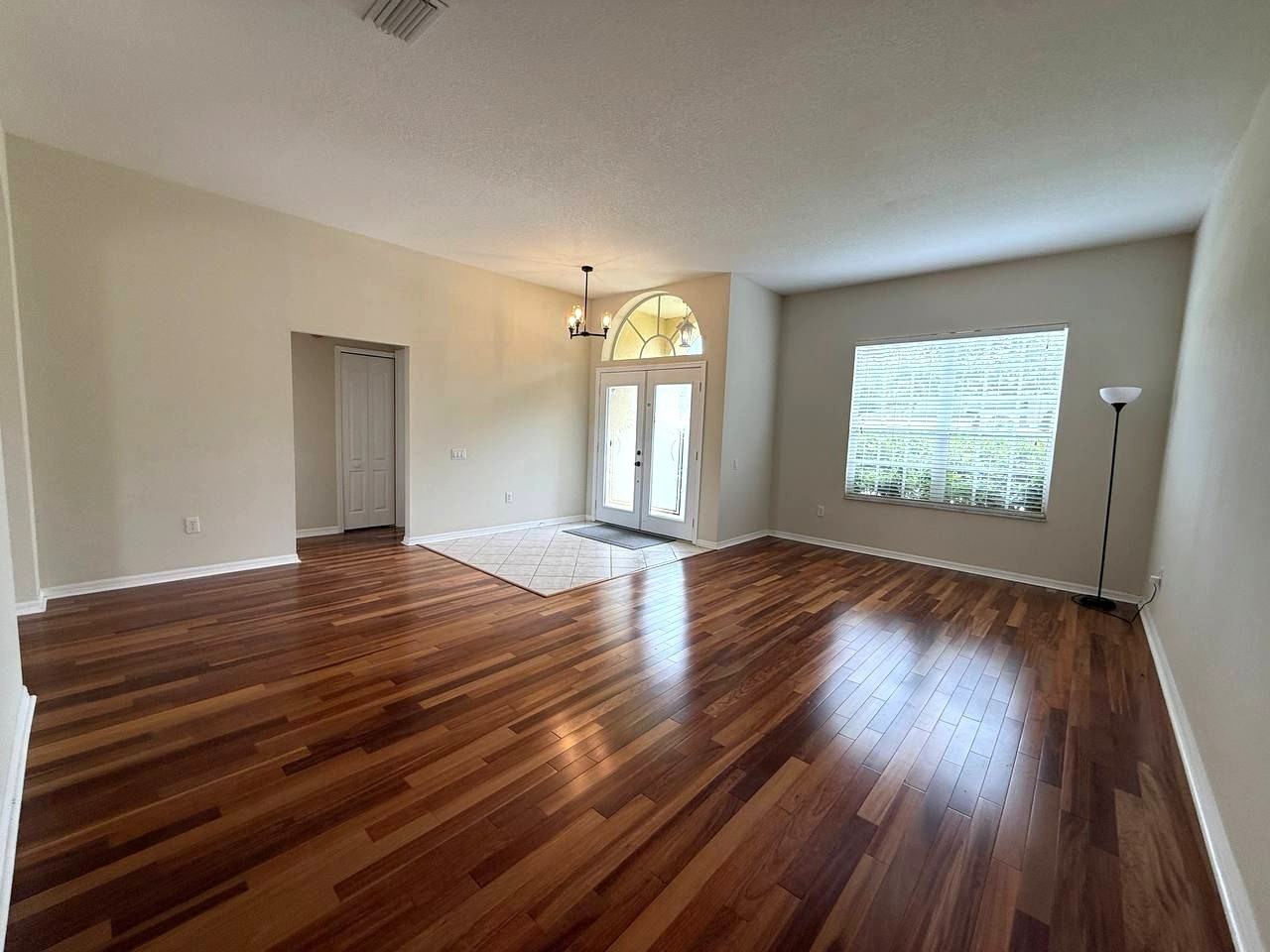 5335 Bold Venture Pl - Photo 4 of 26