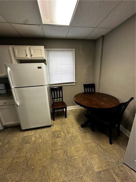 219 S 10th St - Photo 6 of 46