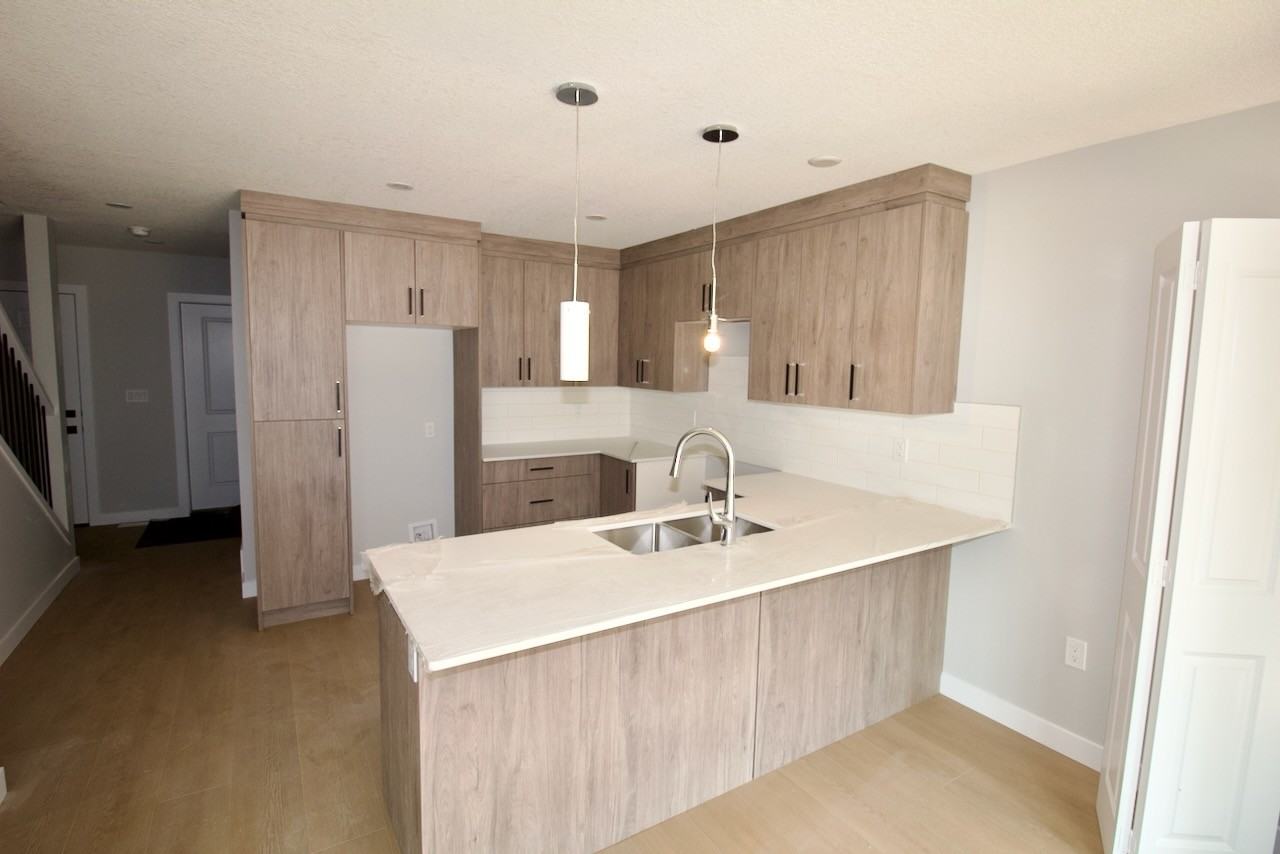 122 Awentia Street #Bsmt - Photo 2 of 6