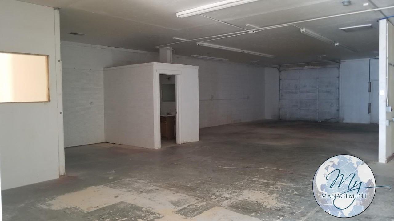 434 6th Ave W - Photo 5 of 8