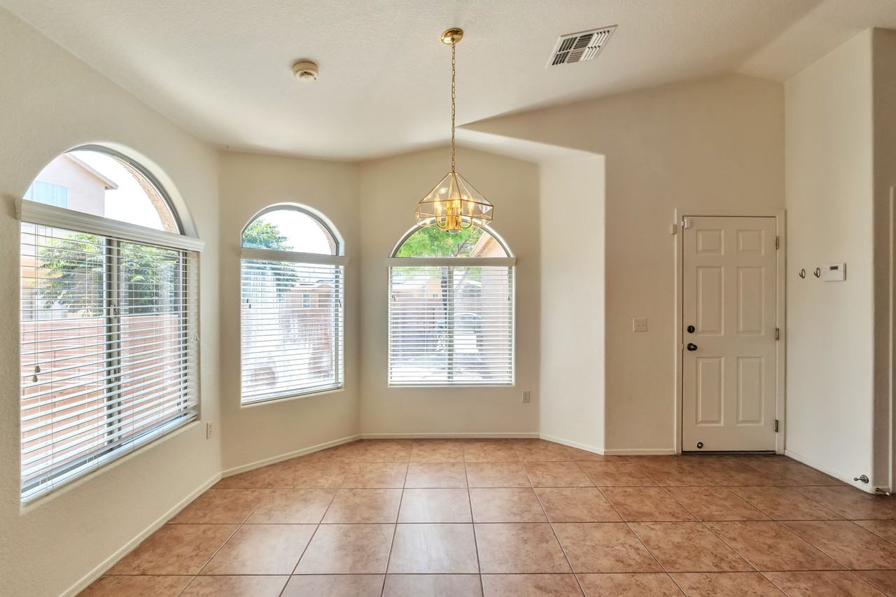 7838 S Hidden Stone Ln - Photo 7 of 25