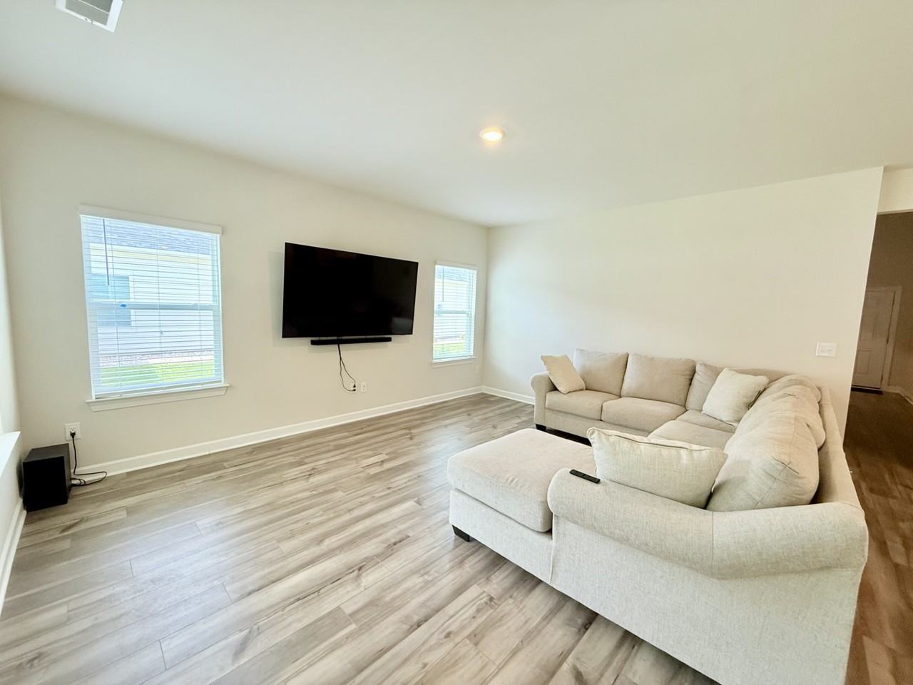 171 Marley Blue Dr - Photo 4 of 40