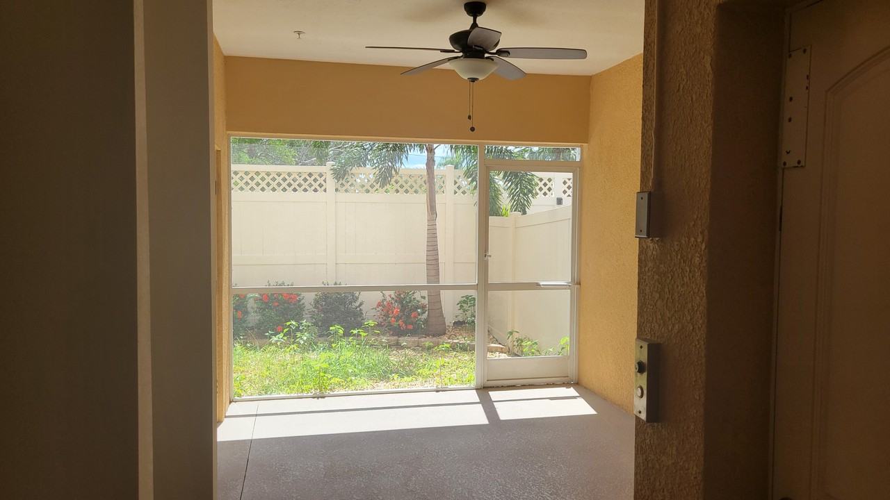 5520 White Marlin Court - Photo 3 of 24