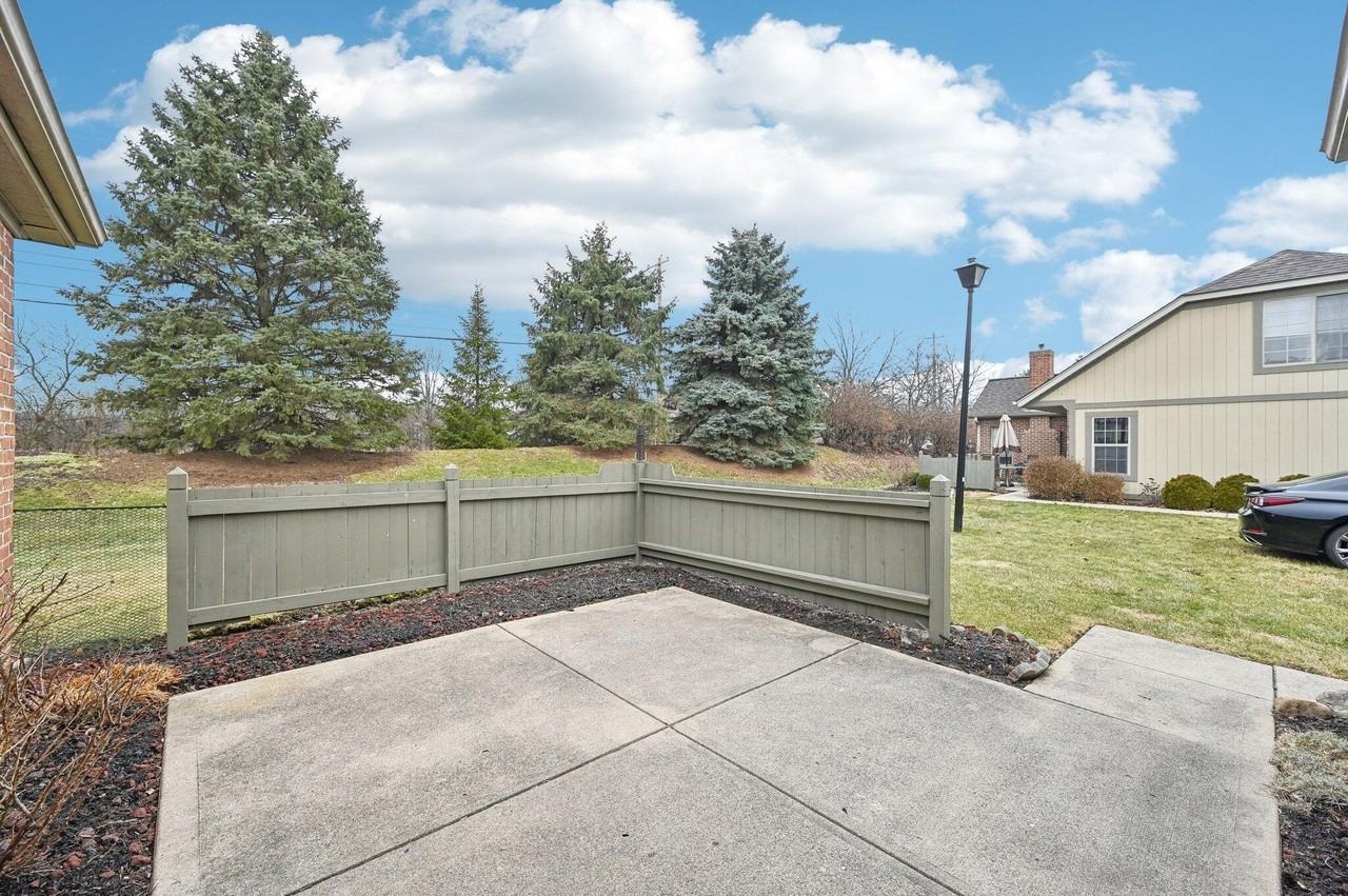 6774 Chateau Chase Dr - Photo 3 of 22