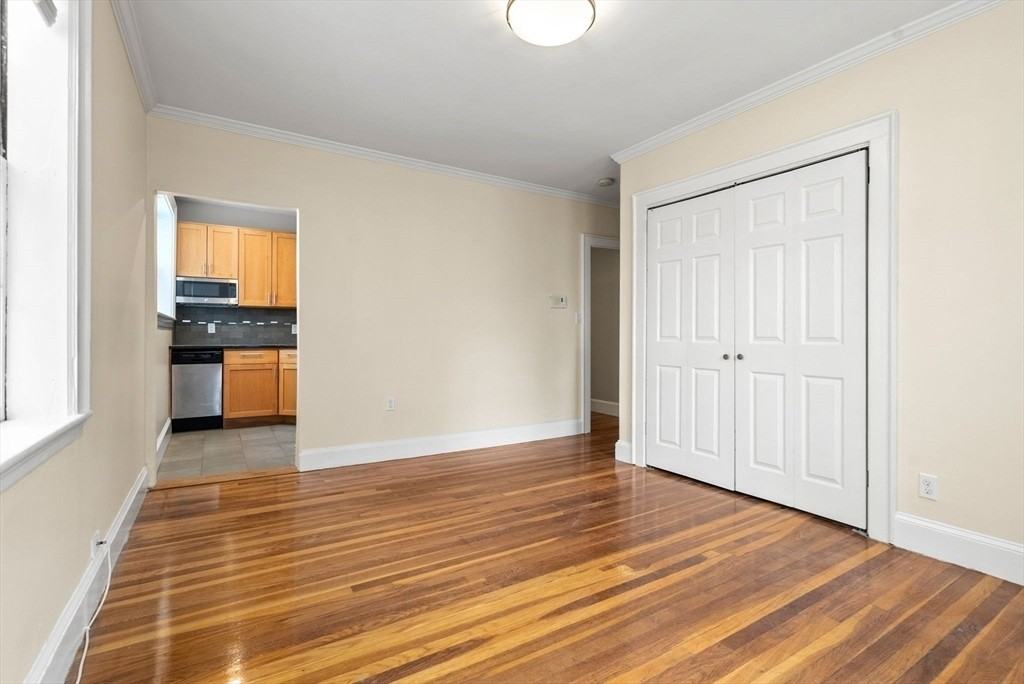 9 Ellery St - Photo 3 of 6