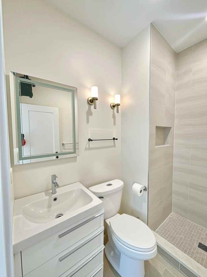 8 Grove St #4 - Photo 4 of 24