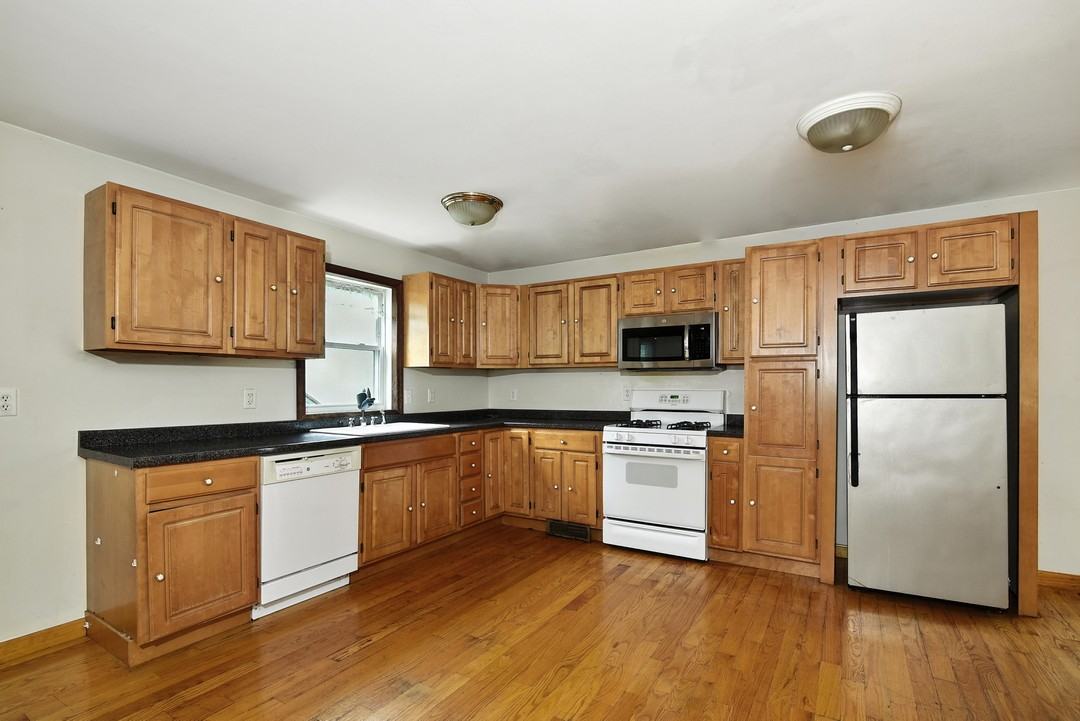 Fenton St #2 - Photo 2 of 26