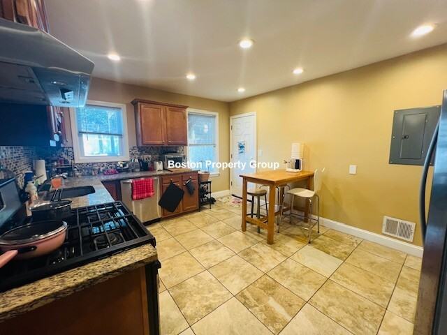 Rice Street #1 - Photo 6 of 8