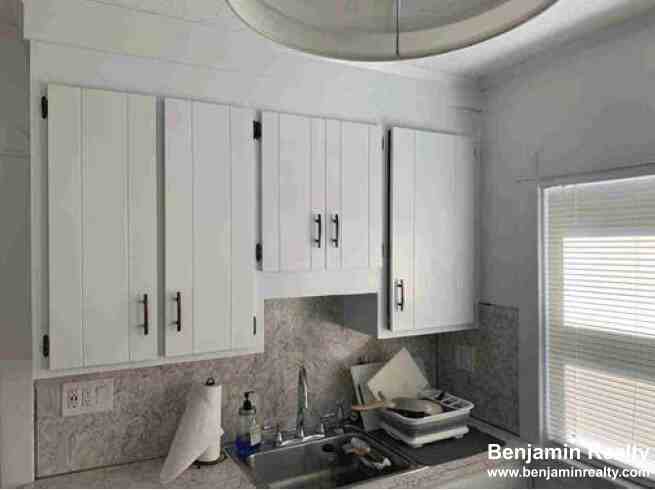28 Beaconsfield Rd #1 - Photo 4 of 22