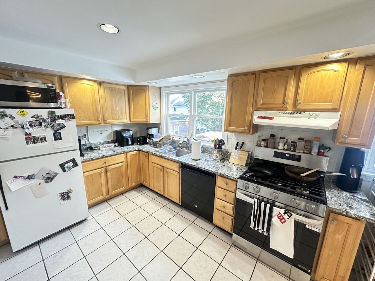 34 Dickinson St #2 - Photo 5 of 26