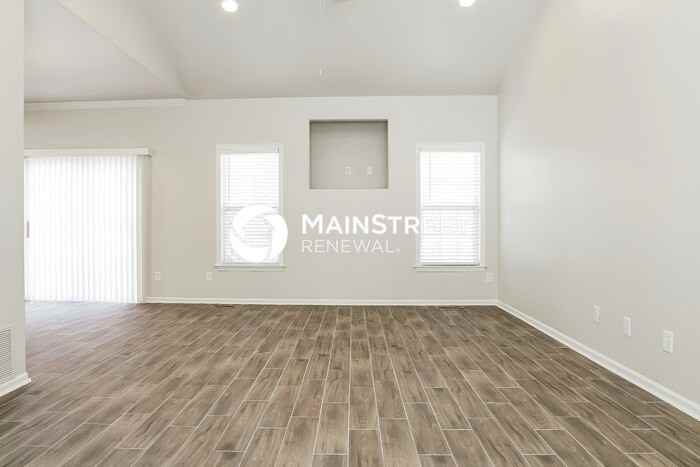 2292 Briar Glen Rd - Photo 2 of 17