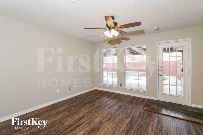 2804 Pinnacle Dr - Photo 3 of 14