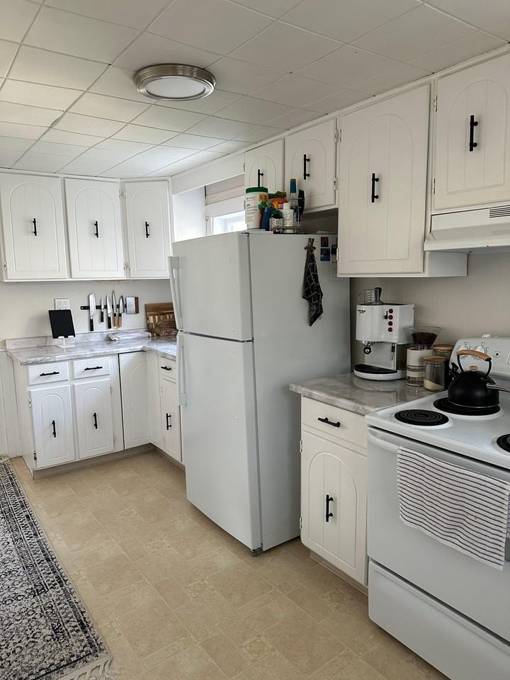 115 Delater St - Photo 4 of 13