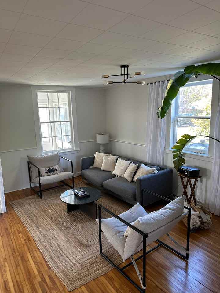 115 Delater St - Photo 2 of 13