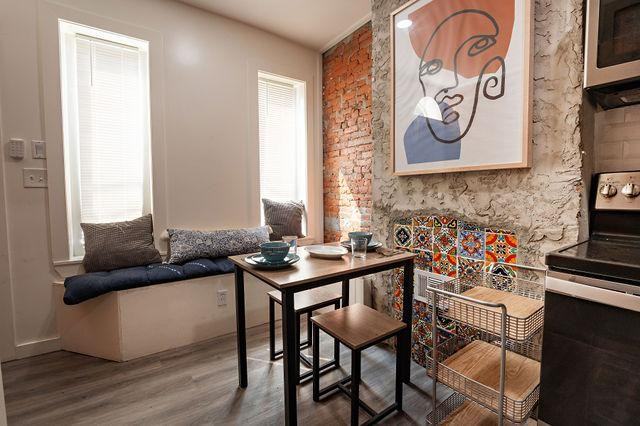 1915 N Darien St - Photo 7 of 20