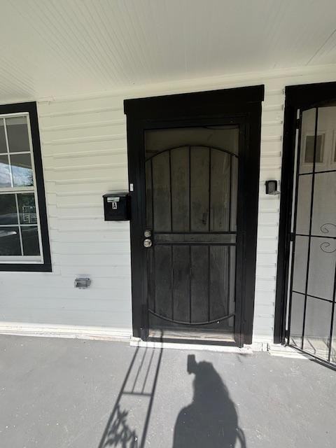 2116 Columbus Ave - Photo 2 of 10