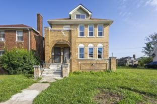 2952 Waverly St #2W - Photo 1 of 1
