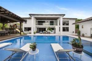 featured image of 9465 Nw 52nd Doral Ln