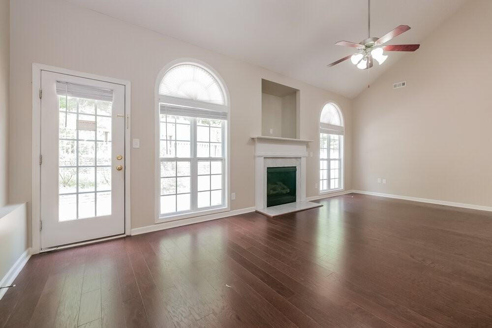 11 Harpers Farm Dr - Photo 5 of 16