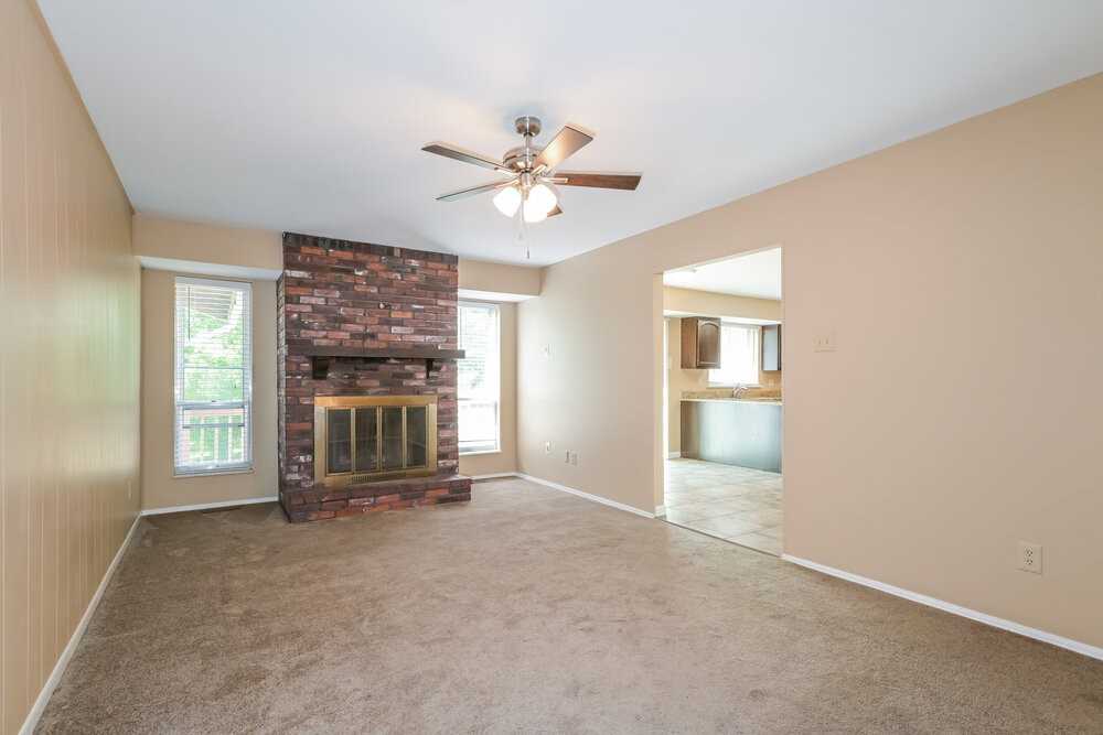 3825 Arbre Ln - Photo 6 of 17