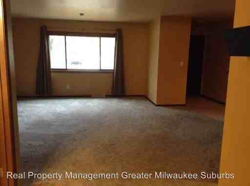 2806 E Grange Ave - Photo 3 of 15