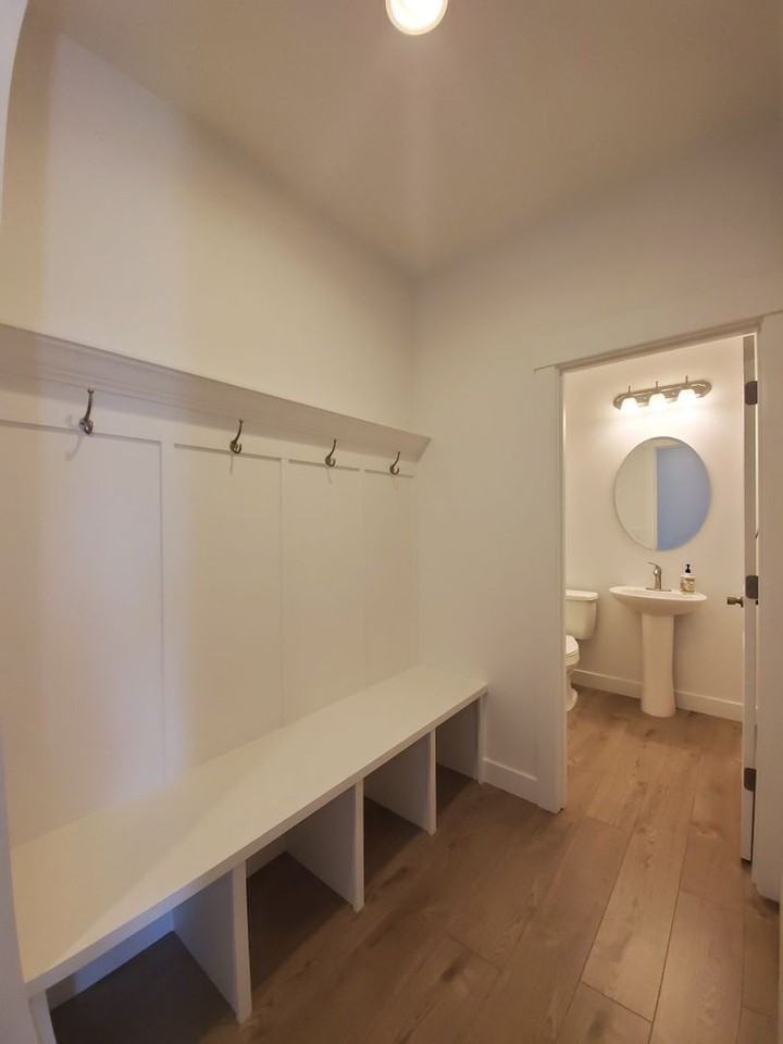 522 Bedrock Loop - Photo 4 of 32