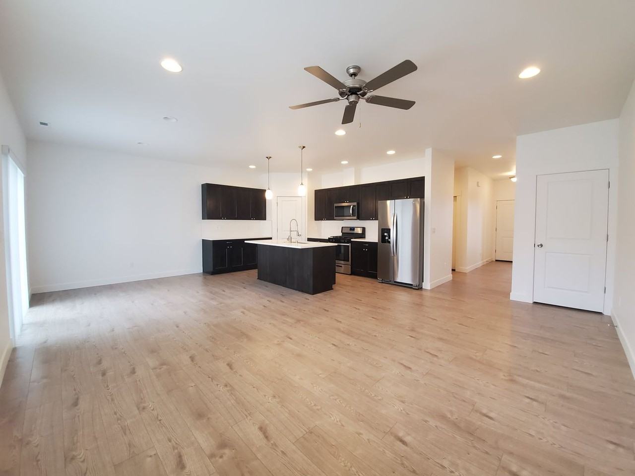 522 Bedrock Loop - Photo 6 of 32