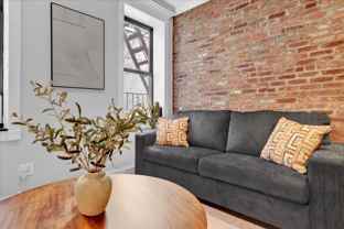 346 E 18th St - Photo 1 of 1